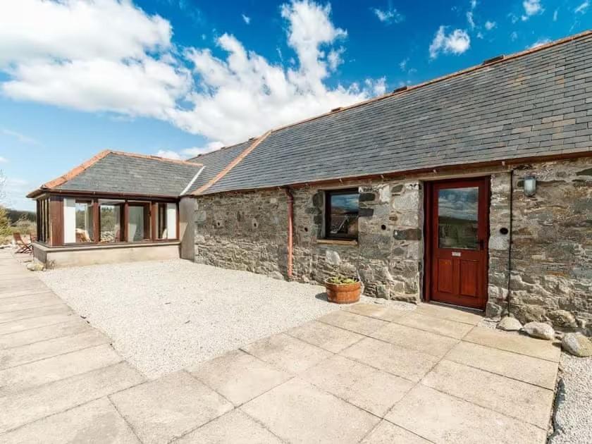 Middle Byre At Clauchan *